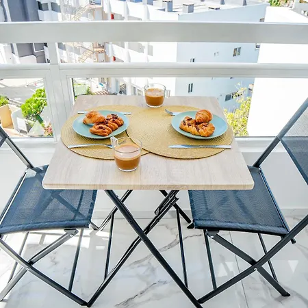 Marble Sea View Ponderosa 606 *