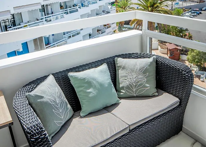 Marble Sea View Ponderosa 606