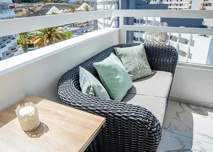 Marble Sea View Ponderosa 606 아파트